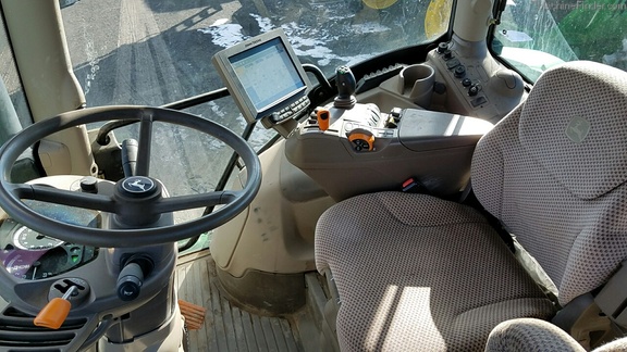 2015 John Deere 6195R
