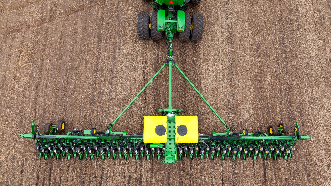 John Deere DB60 47Row15