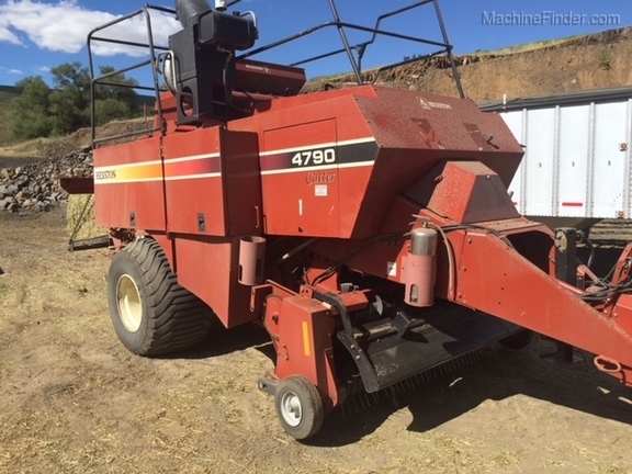 Hesston 4790