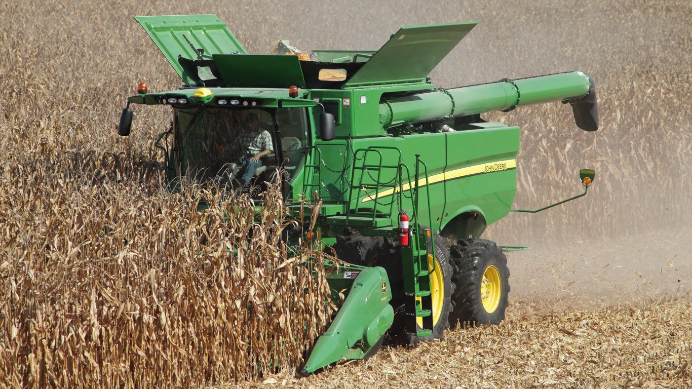 John Deere S760