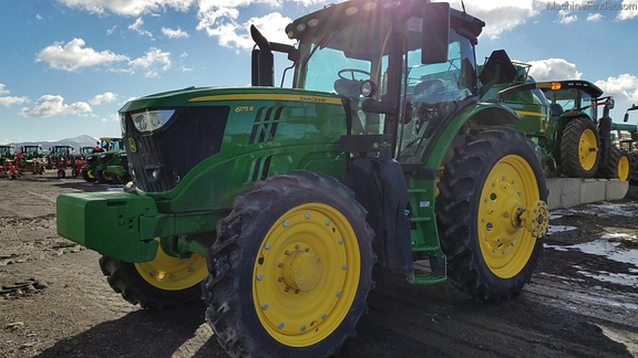2015 John Deere 6175R