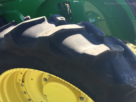 2015 John Deere 7250R