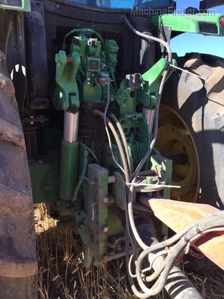 2016 John Deere 6195R