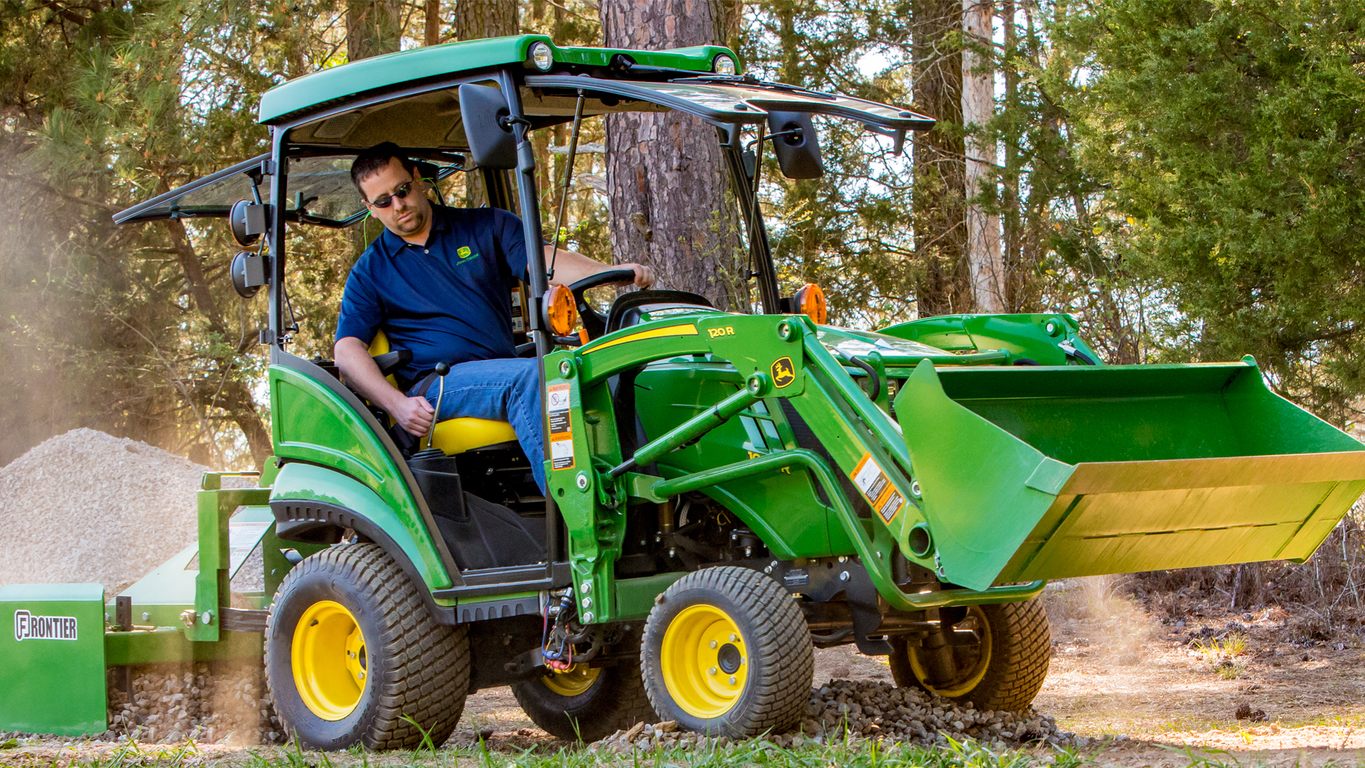 John Deere 1025R