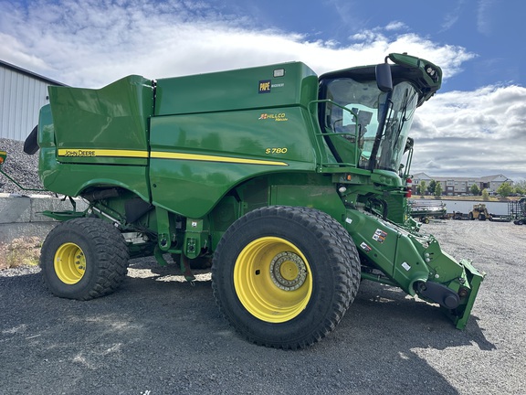2021 John Deere S780