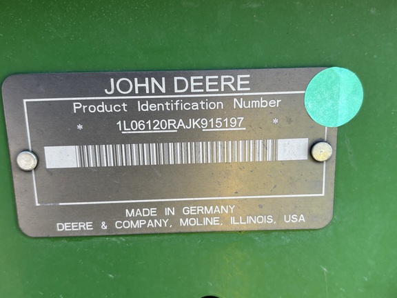 2018 John Deere 6120R