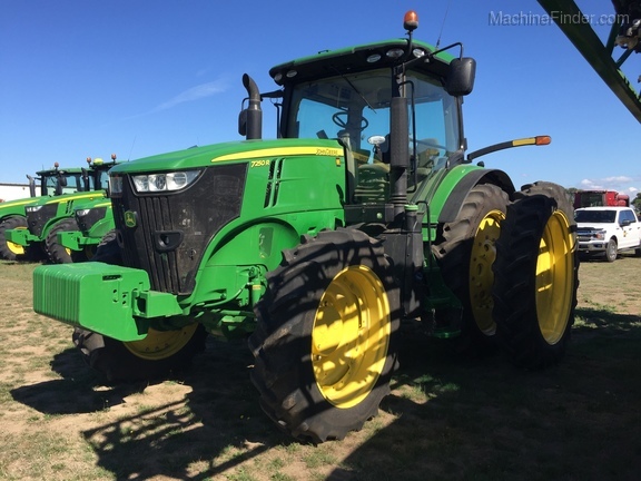 2015 John Deere 7250R