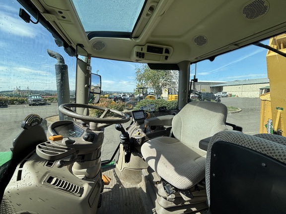2018 John Deere 6120R