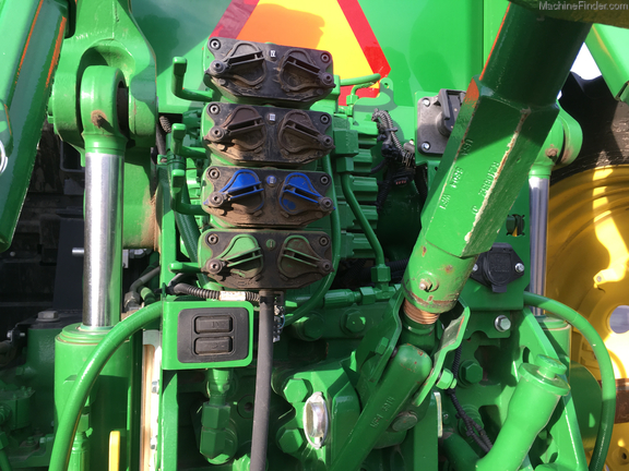 2015 John Deere 7250R