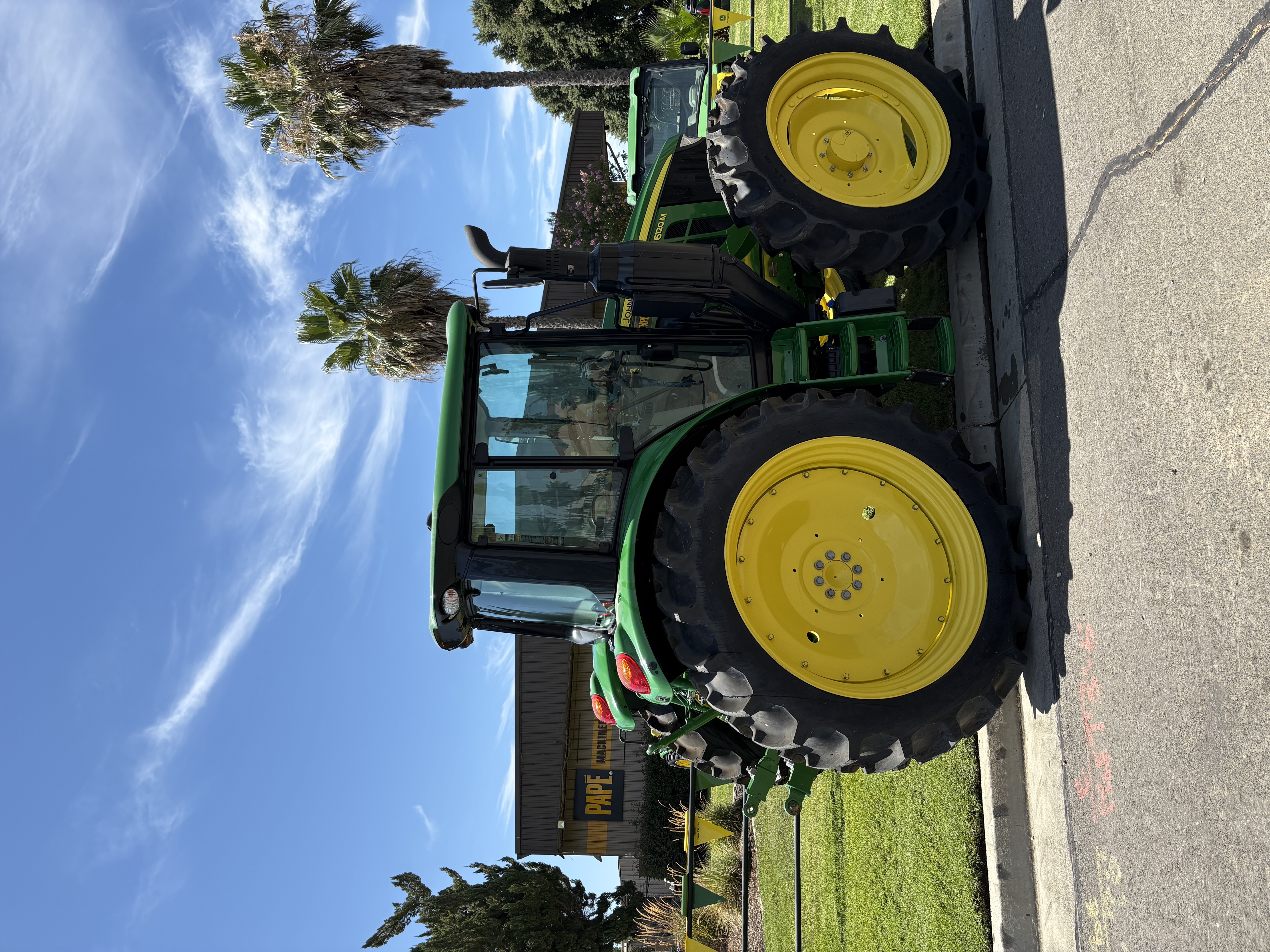 2023 John Deere 6120M