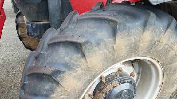 2008 Case MAX140