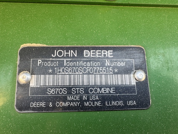 2015 John Deere S670