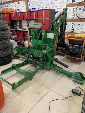 2018 John Deere 4066R