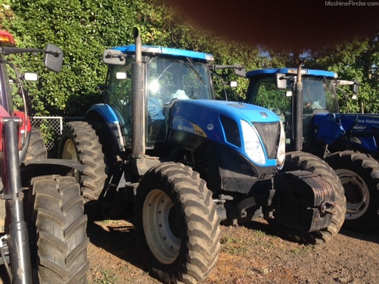 2010 New Holland T7040