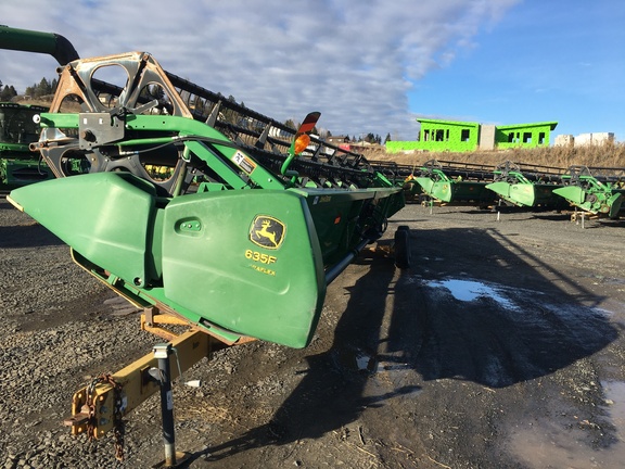 2007 John Deere 635F