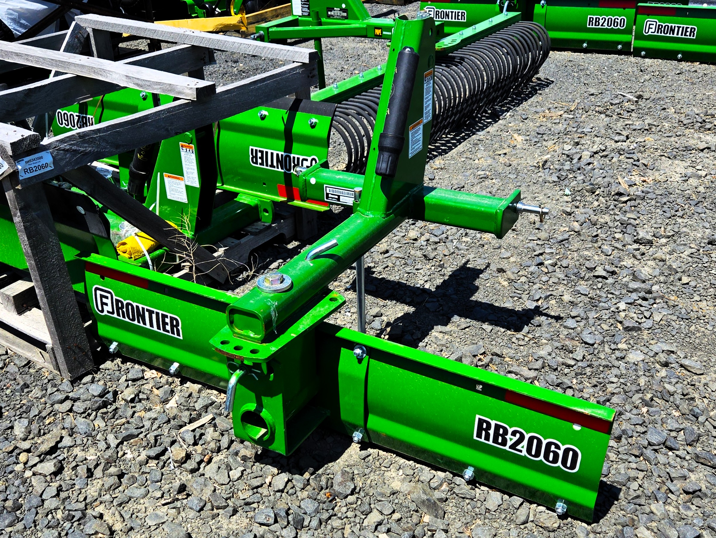 2022 Frontier RB2060