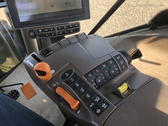 2018 John Deere 6195R