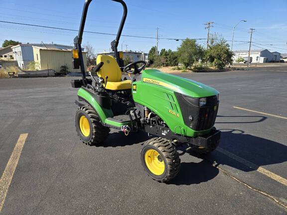 2022 John Deere 1025R