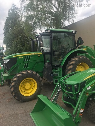 2016 John Deere 6110R