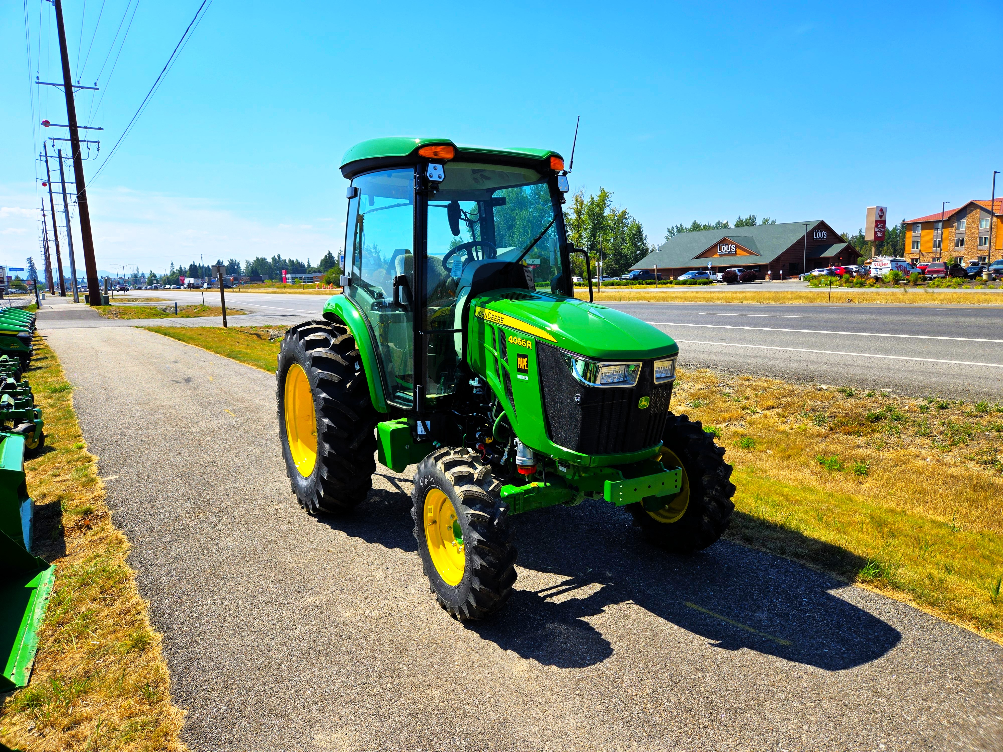 2023 John Deere 4066RC
