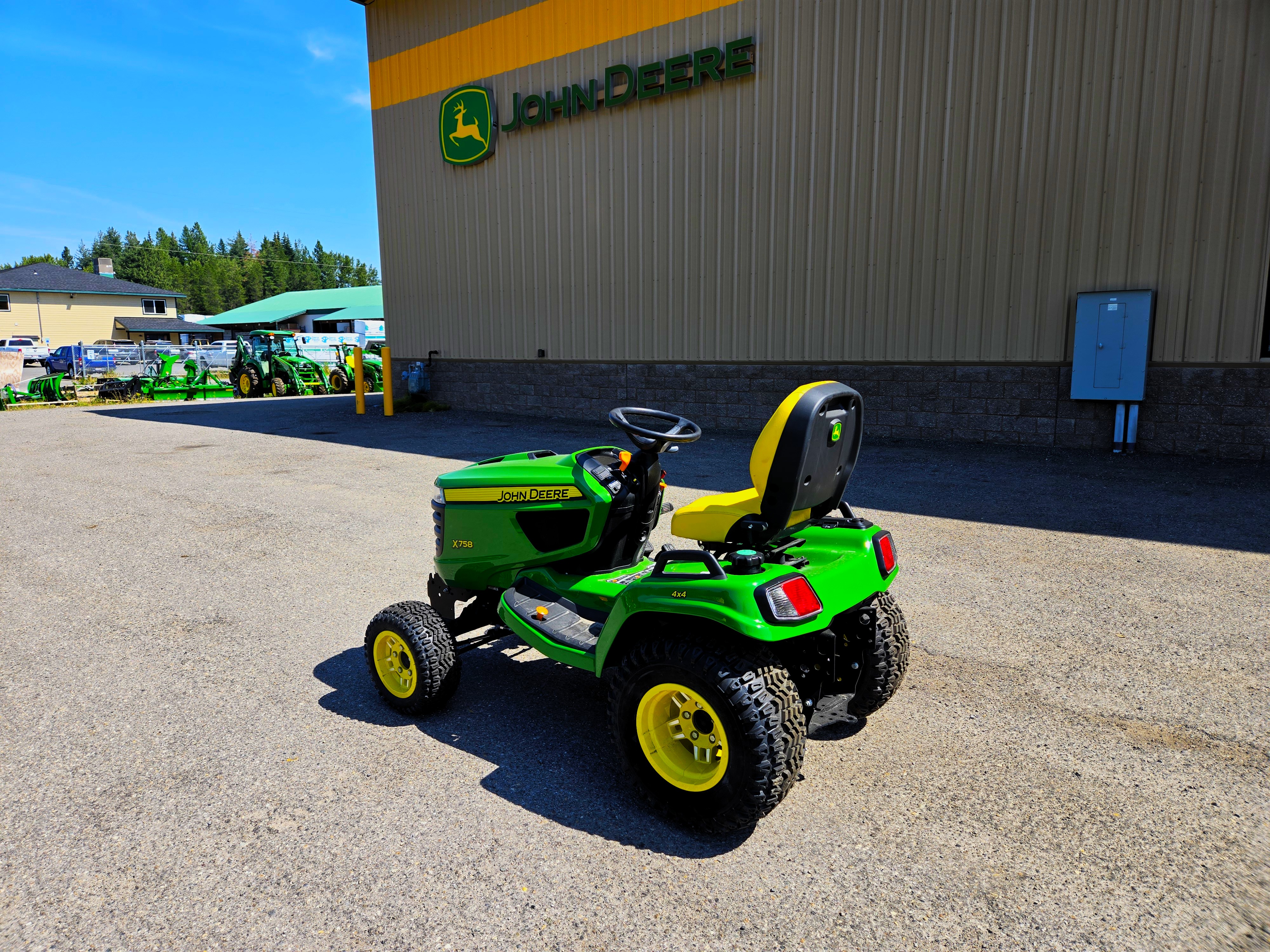 2024 John Deere X758