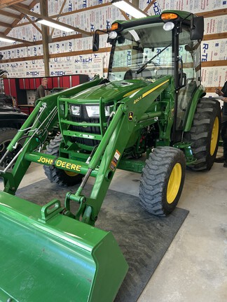2018 John Deere 4066R
