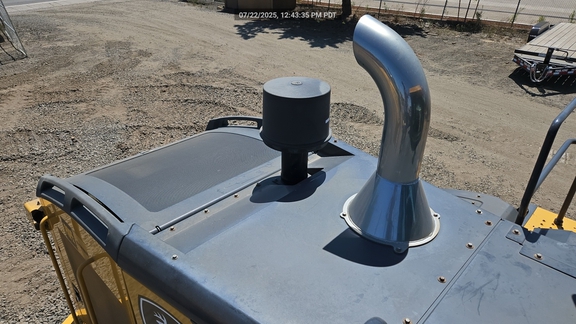 2020 John Deere 844L