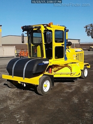 2017 Superior Broom DT74J