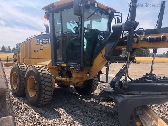 2013 John Deere 870G