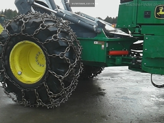 2019 John Deere 648LII