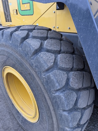 2022 Komatsu WA2708