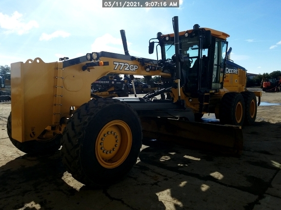 2020 John Deere 772GP