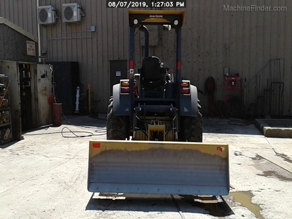 2017 John Deere 210L