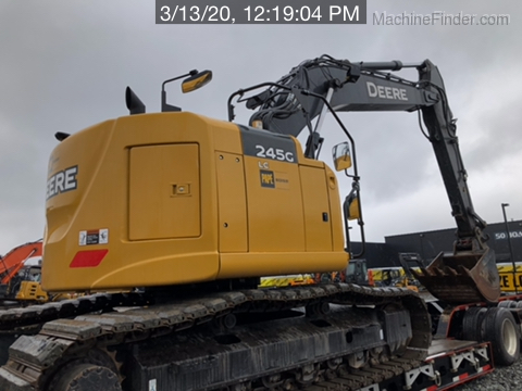 2019 John Deere 245G