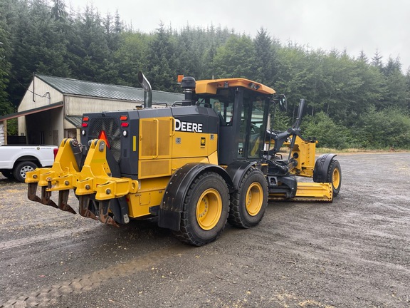 2020 John Deere 772G