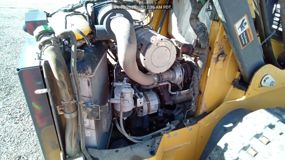 2023 John Deere 325G