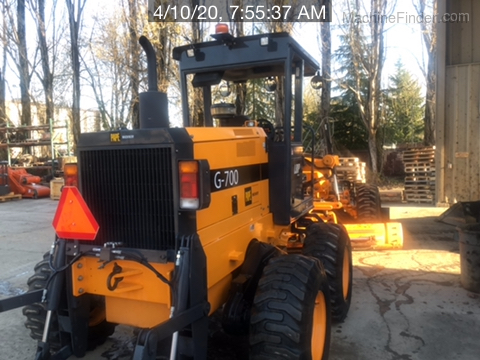 2016 Leeboy G700