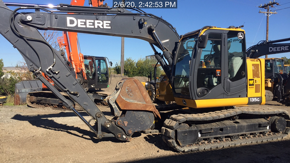 2019 John Deere 135G