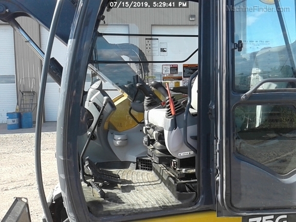 2018 John Deere 75G