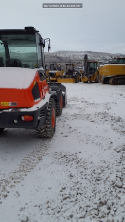 2022 Kubota R640