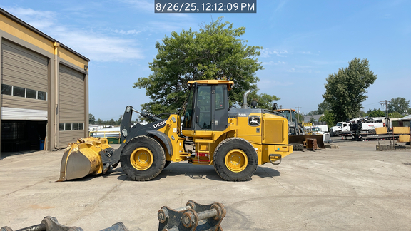 2019 John Deere 544L
