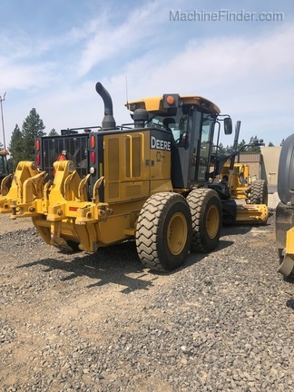 2013 John Deere 870G