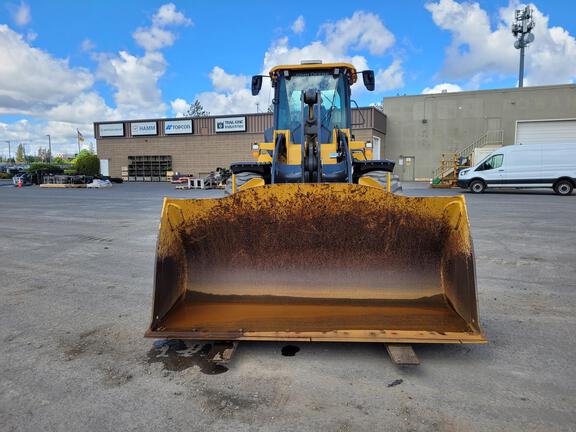2022 John Deere 544P