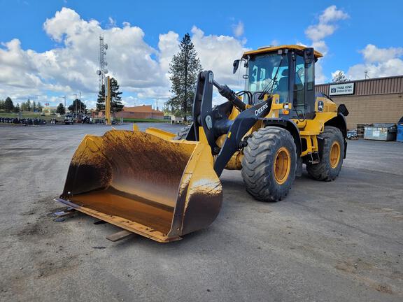 2022 John Deere 544P