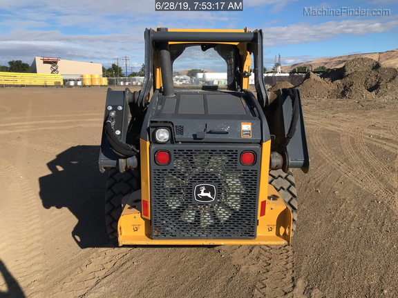 2018 John Deere 320E