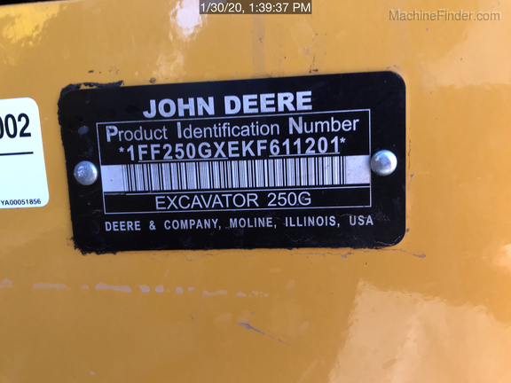 2019 John Deere 250GLC