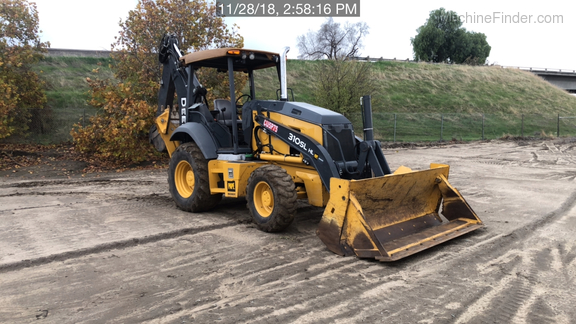2017 John Deere 310HL