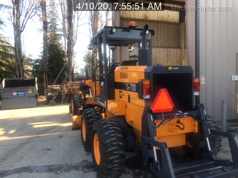 2016 Leeboy G700