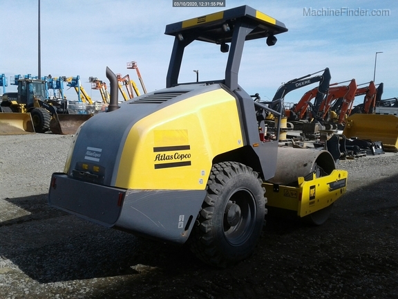 2017 Dynapac CA1300