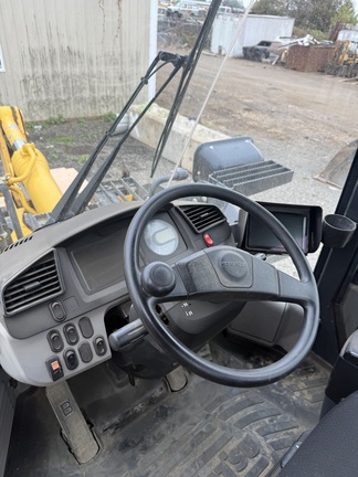 2022 Komatsu WA2708